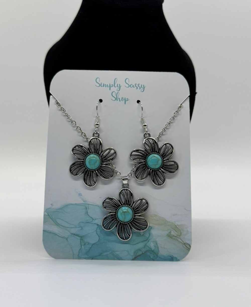 Turquoise Crackle Flower Necklace & Earring Set Dangle Silver Tone New